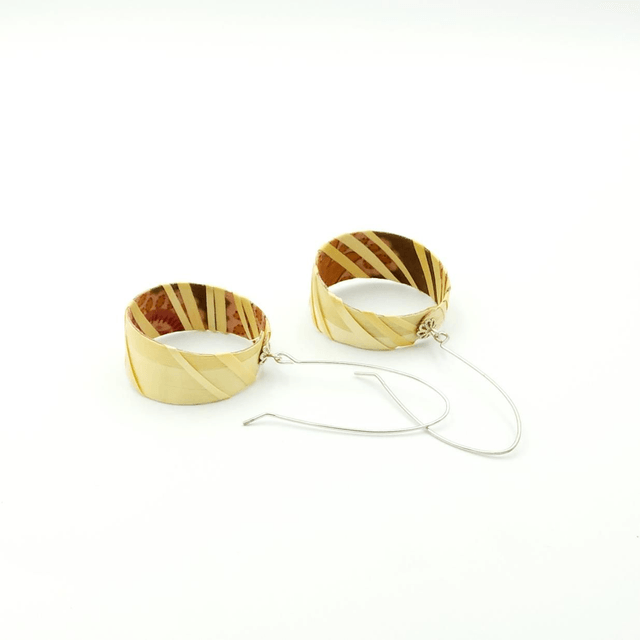 Boucles d'oreilles créoles en marqueterie de paille de seigle, France